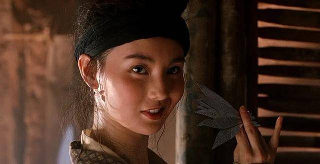 《滚滚红尘》中的书卷气息《阮玲玉》中的绝望悲戚《新龙门客栈》中