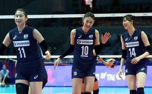为了能够站上东京奥运会的赛场,韩国女排可谓是用心良苦.
