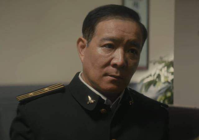 《隐秘而伟大》反派图鉴:王科达一个小举动,证明了自己的善良_顾耀东