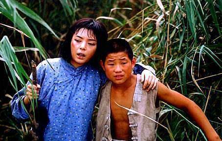 小兵张嘎的特派员刘燕丈夫是胡明如今是幸福的一家三口