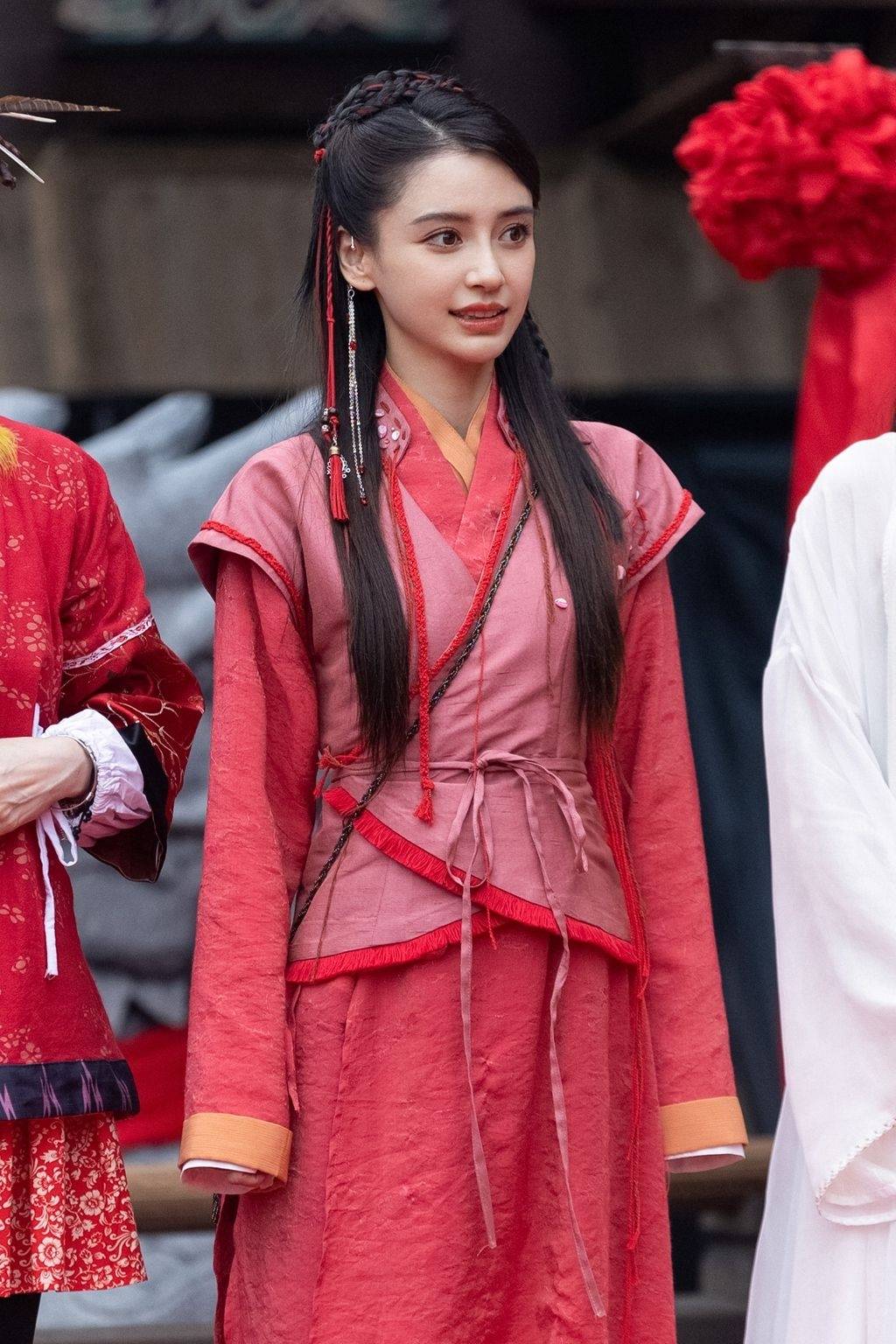 angelababy红色汉服活动照合集