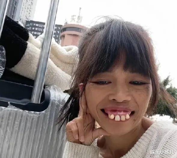 原创广东女子因长相奇特成大网红一口龅牙无处安放网友抢着要娶她