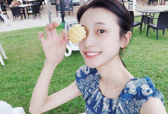 关于表演,从11岁开始因为放不开,抵触表演,到大学,喜欢上表演,这一切