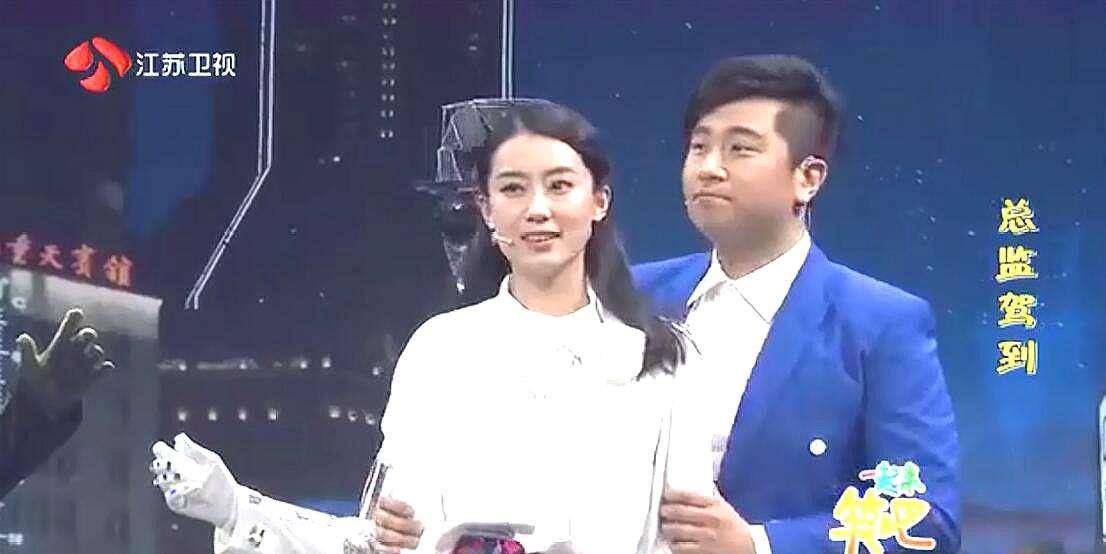 里面不光有贾玲这位影史票房第一的女导演,和金鸡
