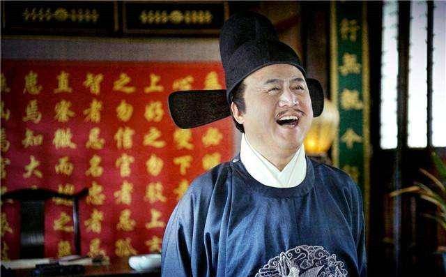 赵秀才毫无犹豫,随口回答"将台点将,将登台.