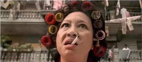 还记得《功夫》中的包租婆吗?