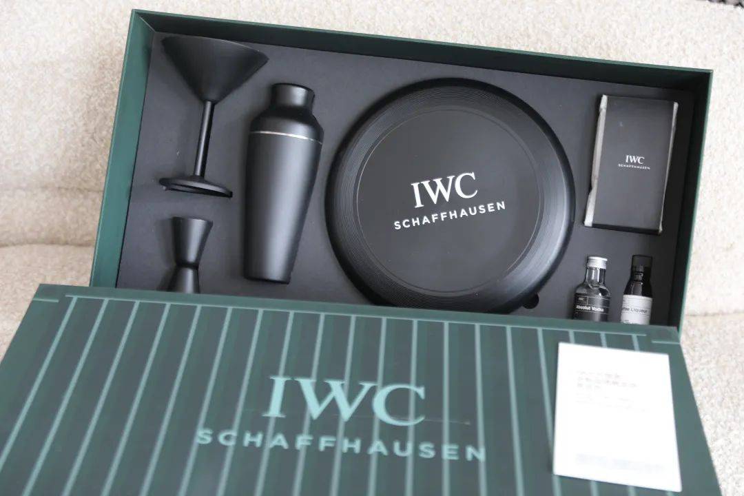 80��ʥ�����￪�䣬�µ�һ�걻����ů�Ͱ���!