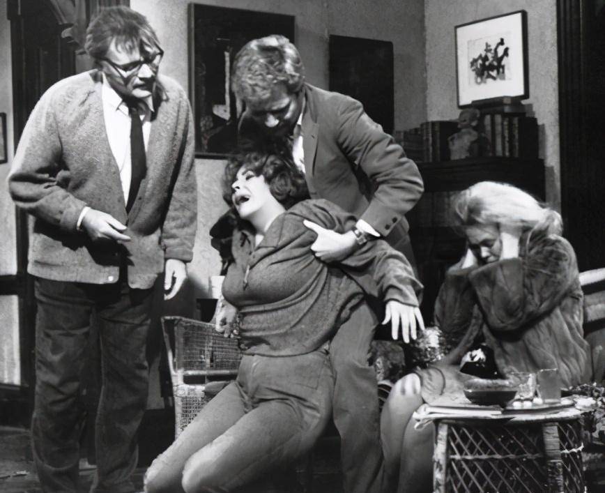 ����������������ɯ��·̩�վ����ھ����˵�ɷ������·���� ...