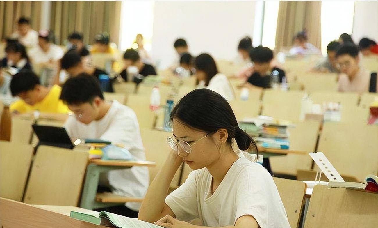 ǰ�����ƹ��˽��ᣬ��ҵ�۷�Զ��Ӣ���Ĺ�����������Ҫ ...