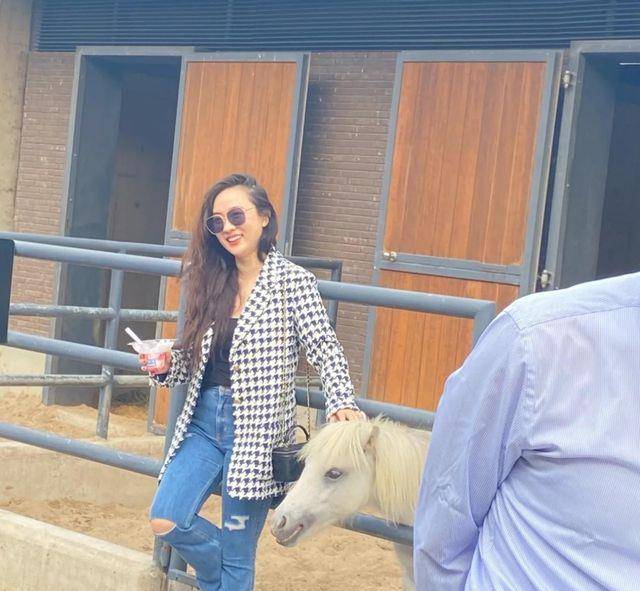 42���˼���촽���ݳ�Ʒ�꣬����װţ��ȹ���������챻 ...