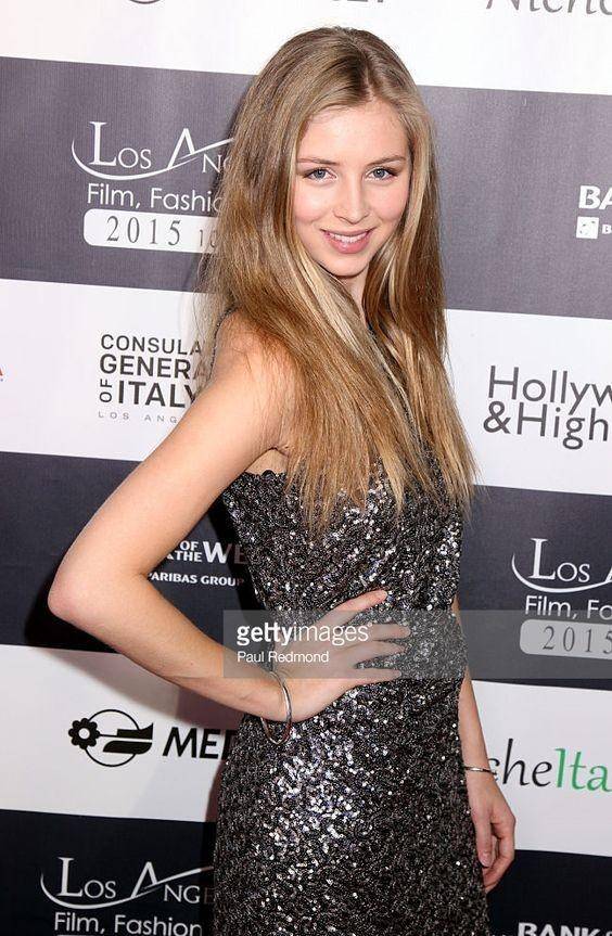 �������е����С��ǣ������ĵ���Ů����֤���ǽ����ܻ� ...