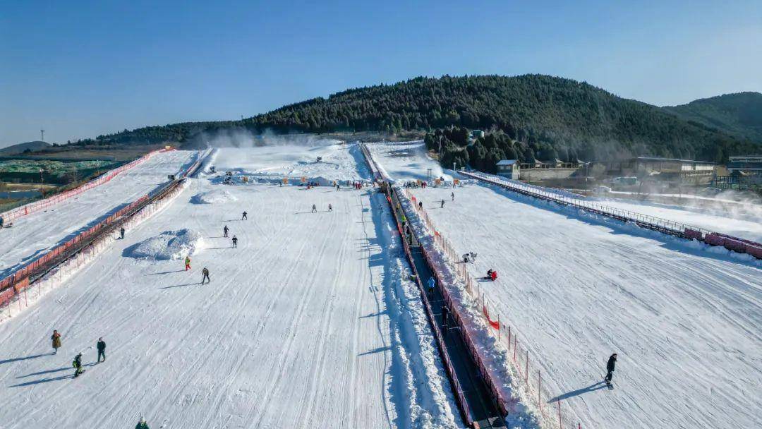 冰瀑美成了“冰水母”！济南的冰雪玩耍地大集合来啦~竟然有那么多？！