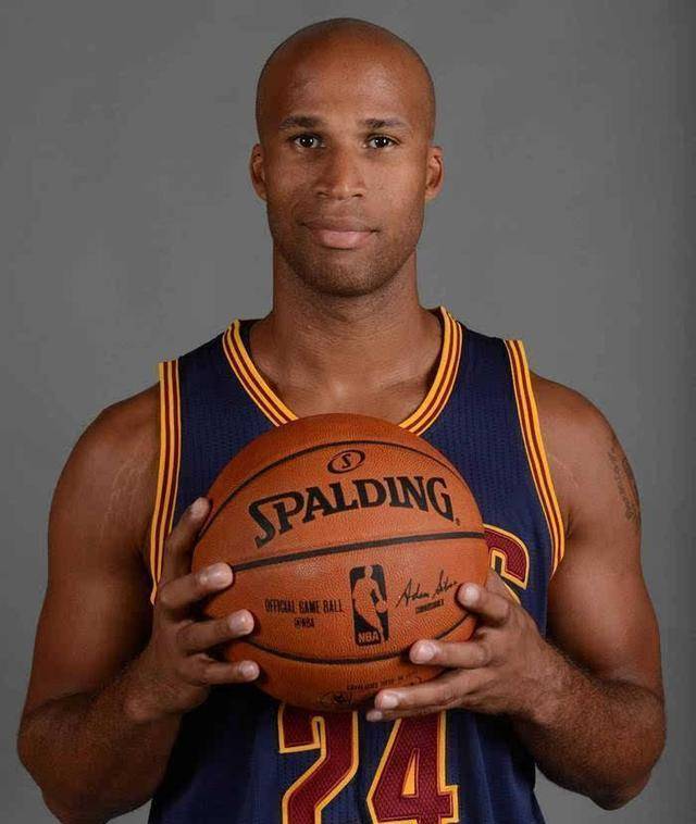 ����־����½ܸ�ɭ�����ػ�ɢȥ���Ѿ����ӷ紵��������