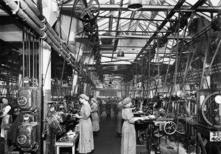 ���»�����ͳ��ʱ��Ӣ���⽨���õ�չ��