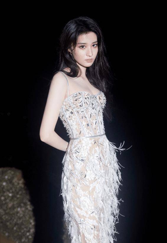 �𼦽���̺Ů���������������Ҵ��۸���ʢ��