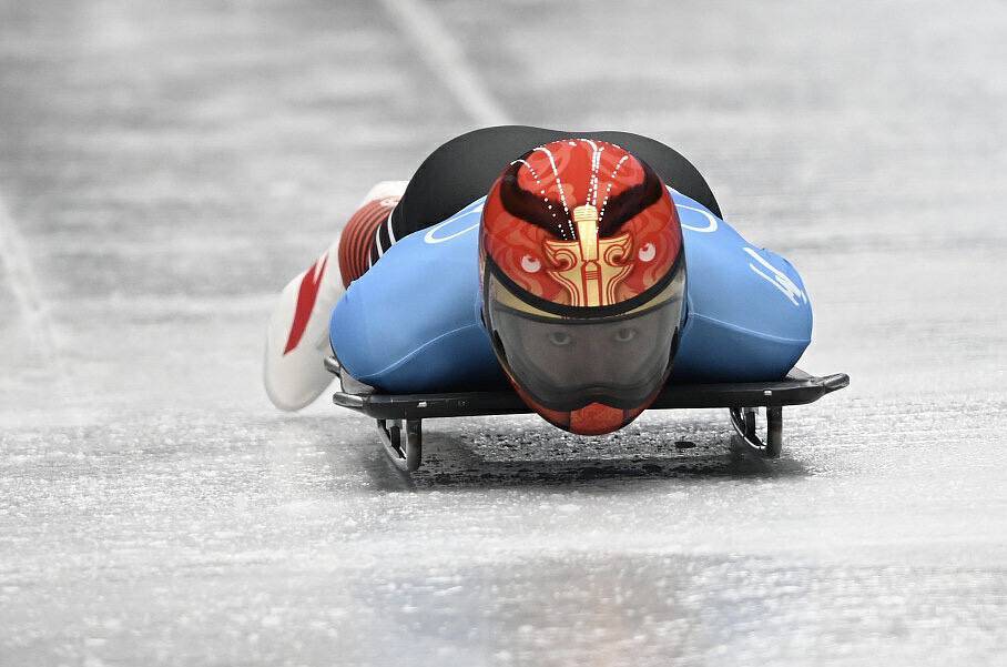 雪车队共参加了男子双人、女子单人、女子双人和四人雪车4个项目的争夺。而在男子单人钢架雪车比赛中,首次