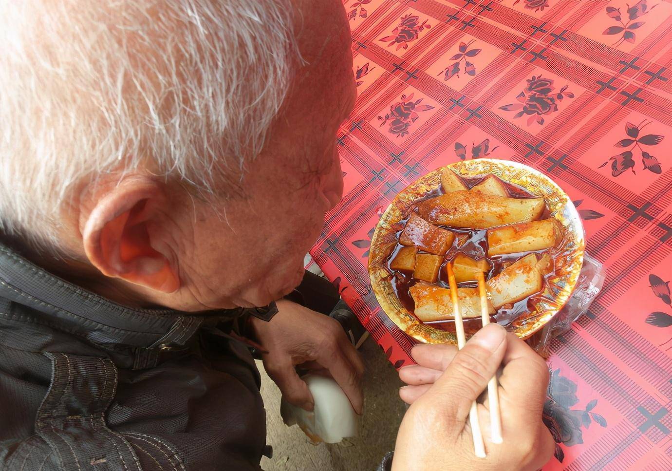 那些让人悬念的家乡美食，过年回农村老家末于又能吃到了