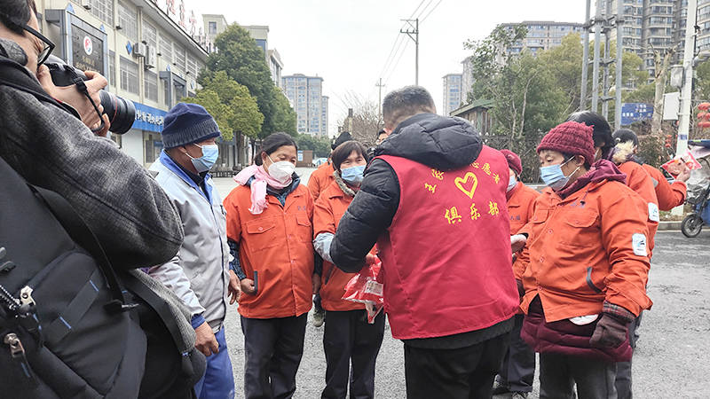 鉴湖街道王家葑村闹元宵活动丰硕多彩