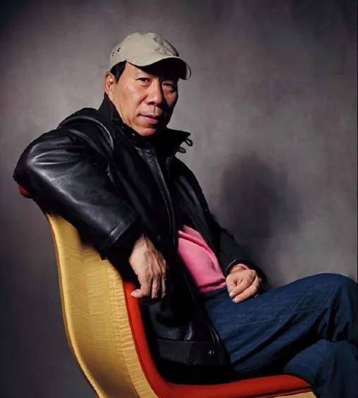 30��ǰ������ı�ж��簮������һ����Ƭ����һ��