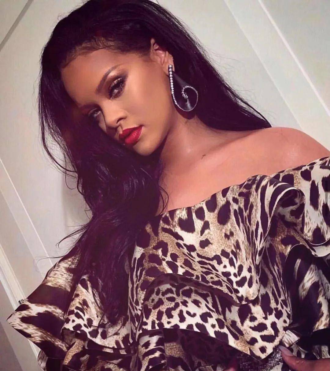 �ٹ���ͦ�жǳ����𱬣�����������ɳ���������