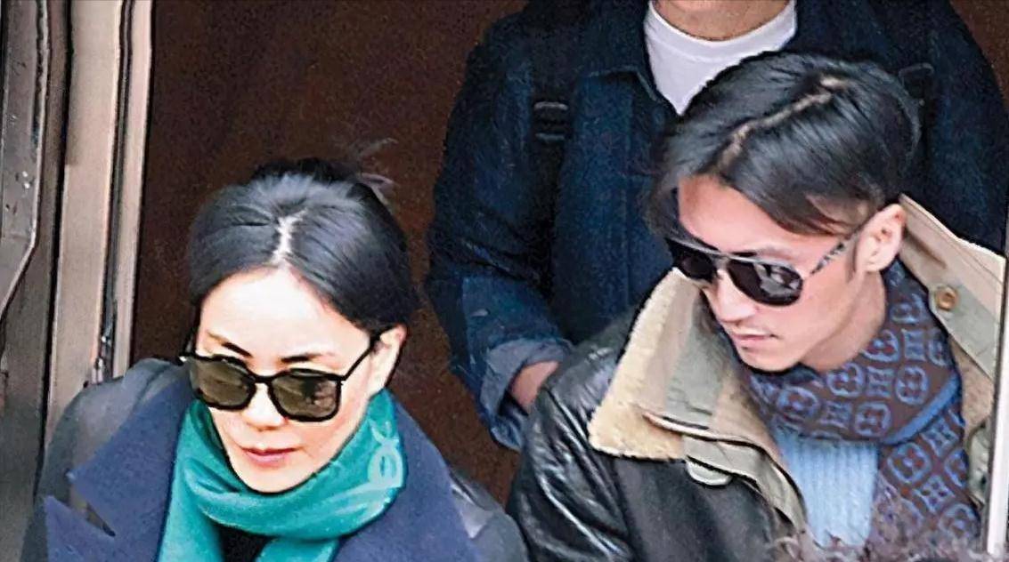 42��л����������ƣ�������������˾ۻᣬ�����ع�״̬�� ...