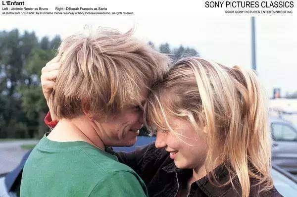 ��ŦԼʱ���������ı�����25�ѵ�Ӱ����4����Ȼ��һ������Ƭ ...