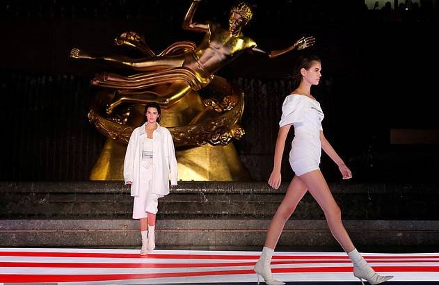 ͬ�Ǵ��ȣ��϶�����17�곬ģ��������˲���䣬������ ...