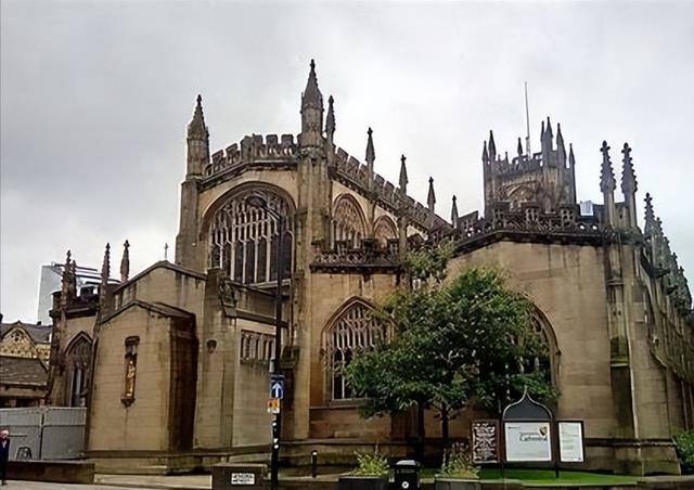 ��������λ�̳�ս���ڼ䣬Ӣ����̸�Լ�ս�����ս�