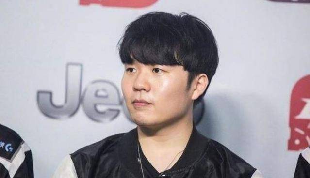 LOL：IG将成为JDG前进路上的垫脚石？此次将汗青重演？IG怕是幻神