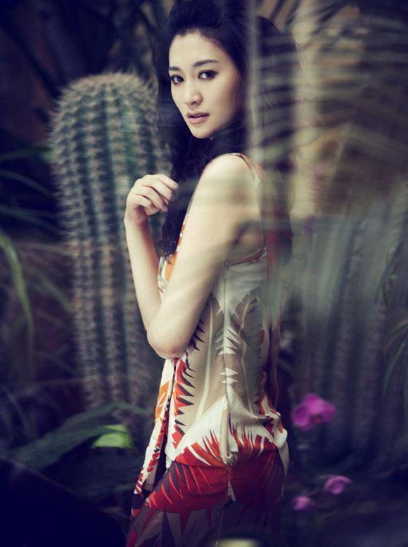 植物学家女儿：李小冉“大时尚”演绎同性之恋，回报有些得不偿失