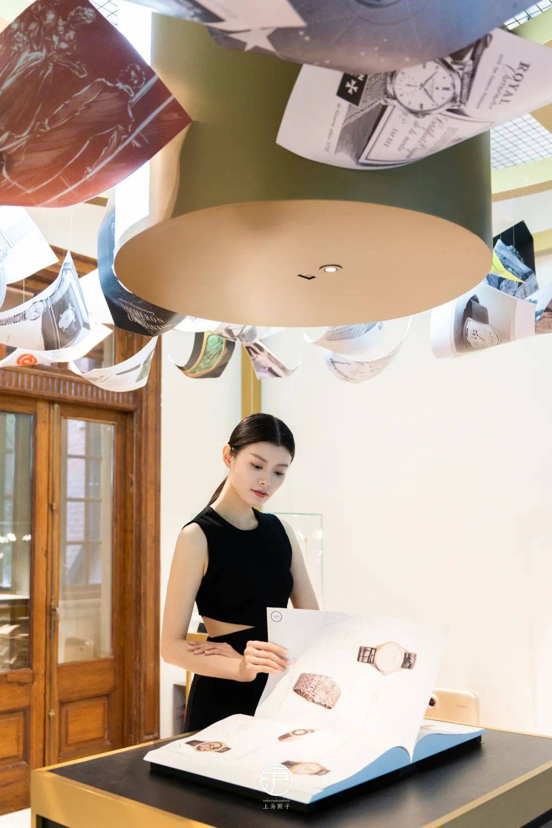 �ڰ�����԰,������ʫ���١��߼��Ʊ�֮��������