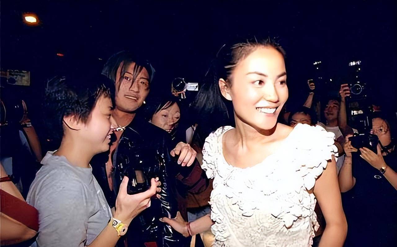 ����л������ƶ���������ǣ�֡�����������ҵĿ�ģ�