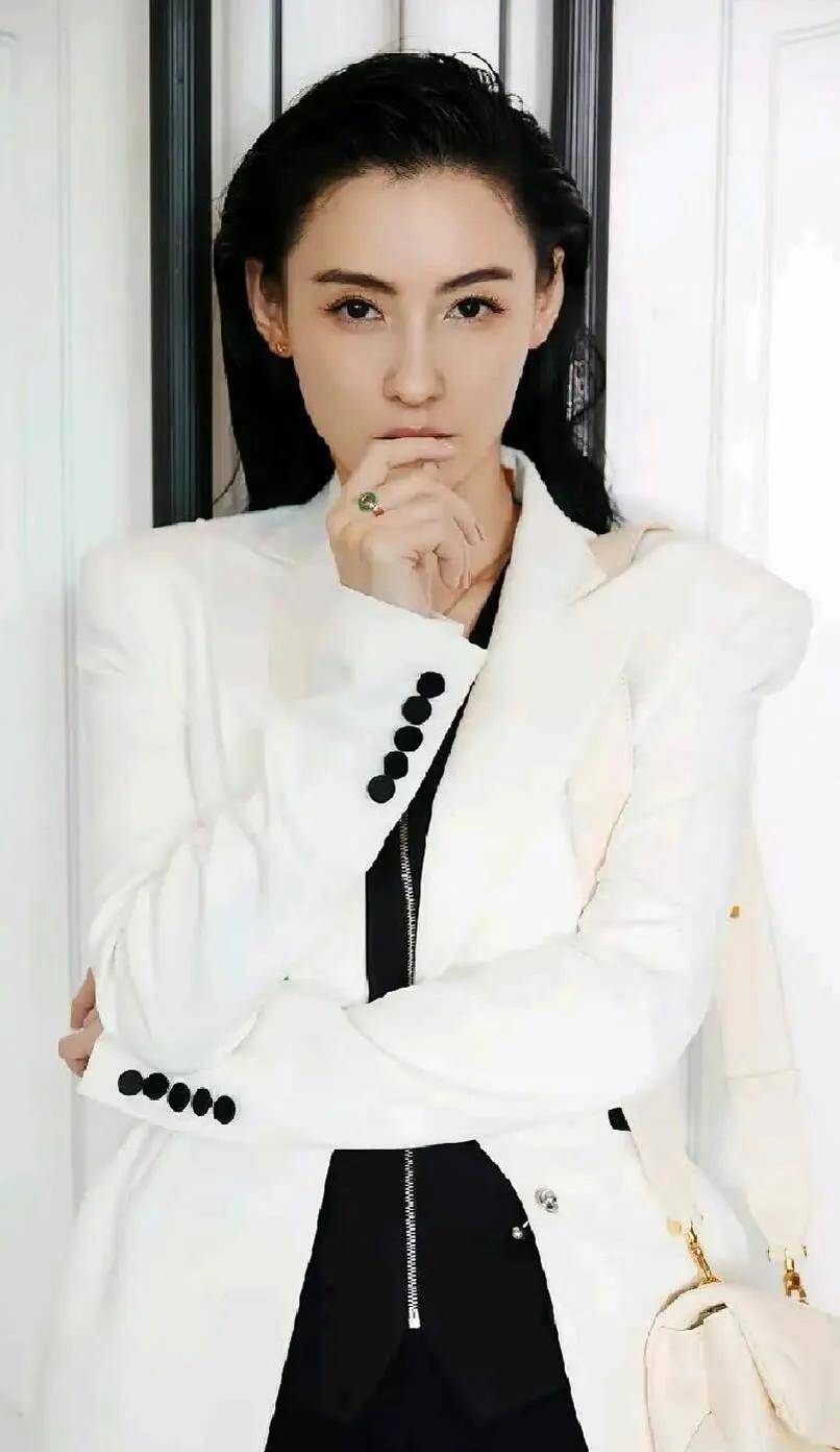 ����л������ƶ���������ǣ�֡�����������ҵĿ�ģ�