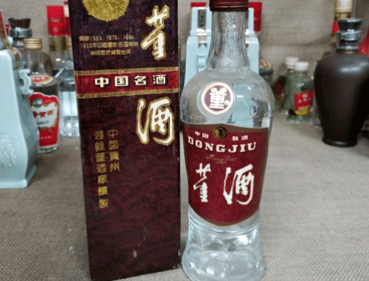 我国哪些白酒更好喝？那5款“佳酿”是里手公认的好酒，你喝过吗