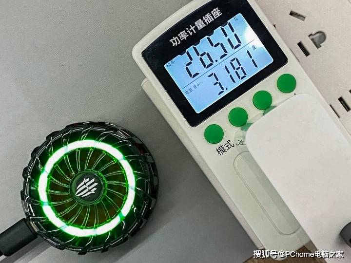 红魔散热器4 Pro磁吸款体验：让那个炎天的游戏局超清冷！