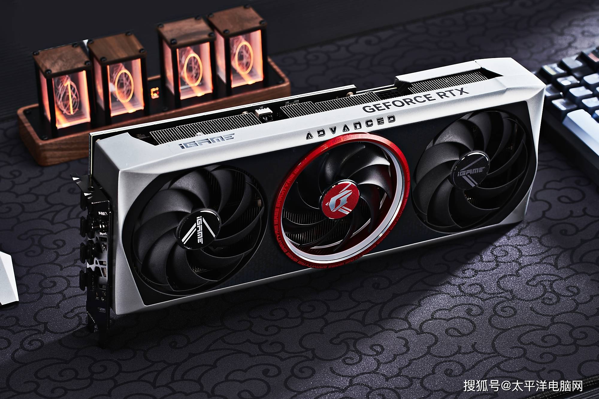 那一圈红色，展示旗舰之美—iGame RTX4070图赏