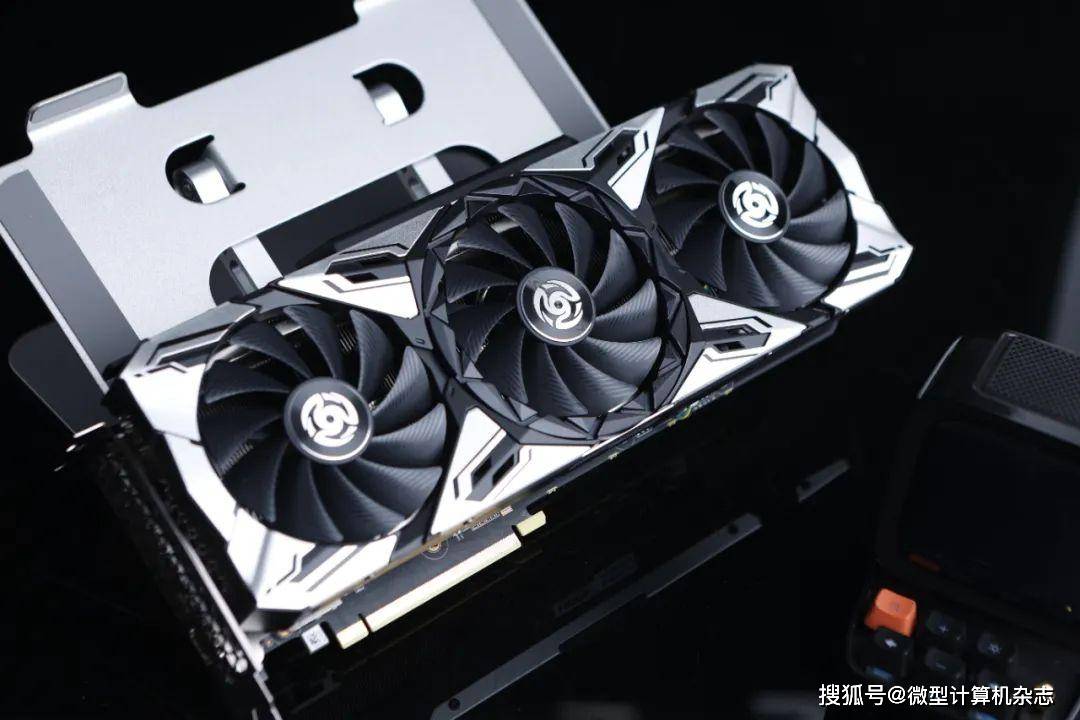 无惧1440p光逃游戏挑战，硬派选手退场——索泰GEFORCE RTX 4070-12GB天启OC