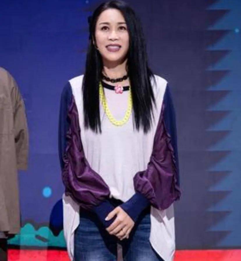 原创国内十大魅力女性歌唱家（在世），美丽端庄大方！