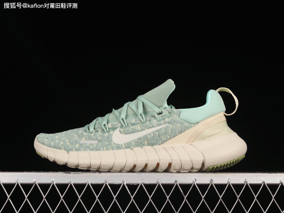 NIKEFreeRun50NextNature环保主题赤足低帮休闲跑步鞋(图4)