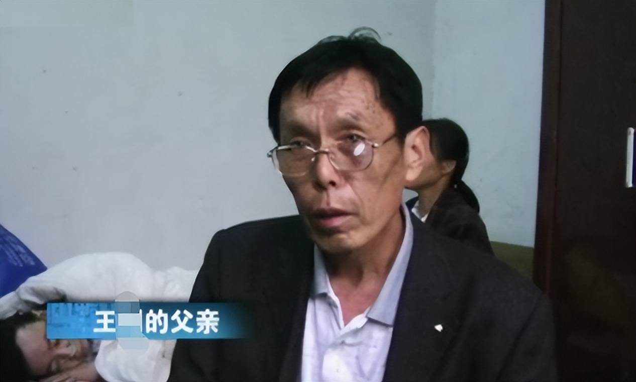 大学生沉湎网吧打10年游戏，回家5天便病逝，遗言可悲又好笑