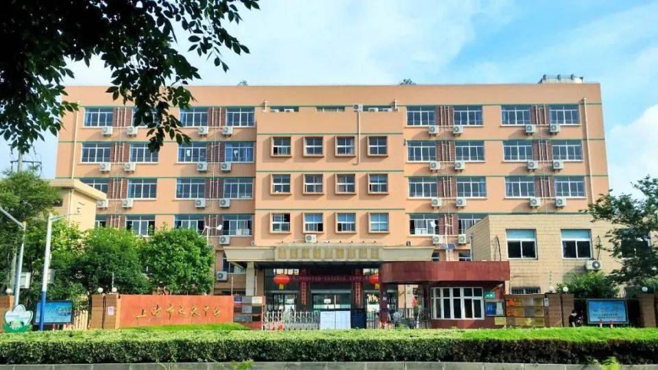 文来中学高中部 来自搜狐网