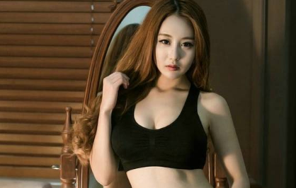 韩国姑娘热爱芒果体育锻炼通过健身改变人生如今是知名模特(图1)