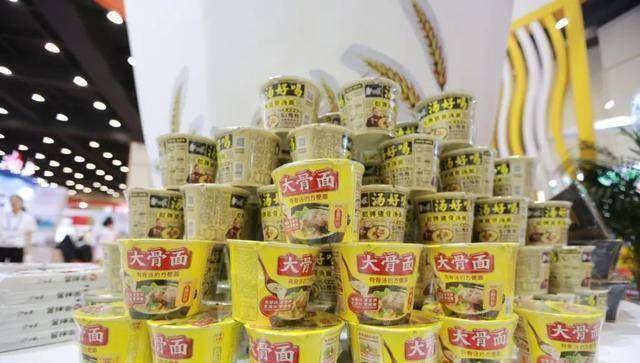 首届郑州食博会美食鉴赏：白象食品用心打造的“一碗b体育好面”(图2)