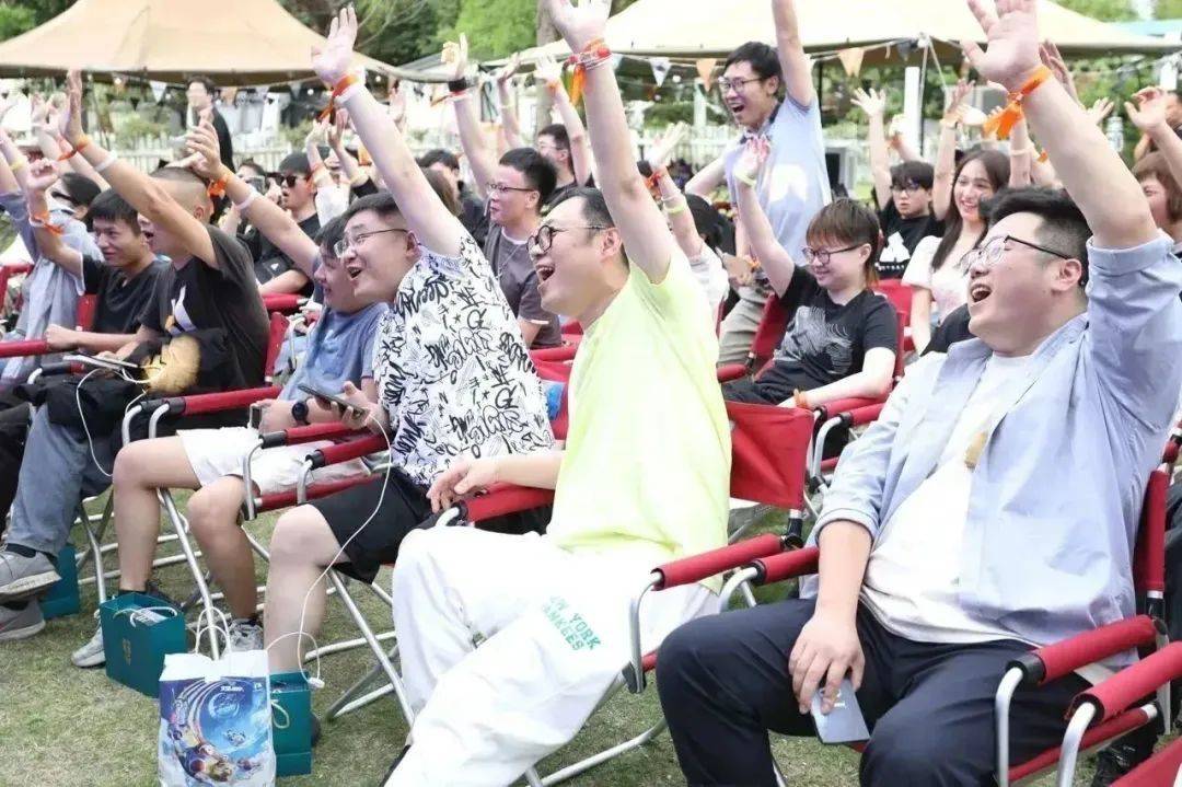 低门槛搬砖手游哪个强？这不必选《魔域手游》！