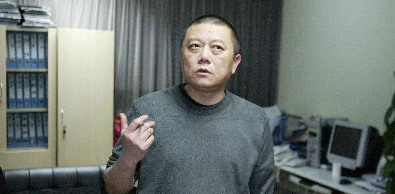 97版《天龙八部》热播之后，王朔为何要批评金庸“恶心、俗气”？
