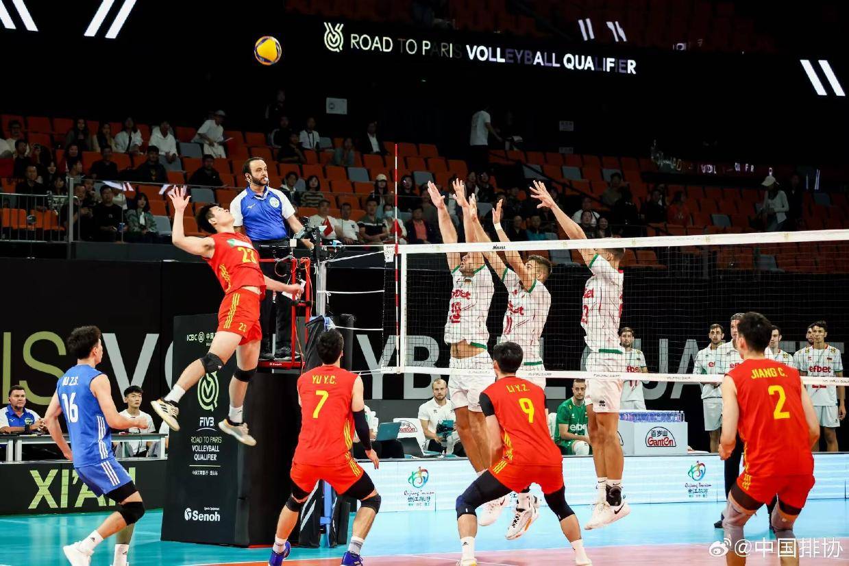 Chinese Men’s Volleyball Team Suffers Defeat Against Bulgaria in Olympic Preliminaries