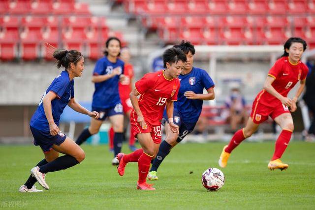 中国女足VS日本女足：“王炸”组合双剑合璧，“一高一快”可期待中