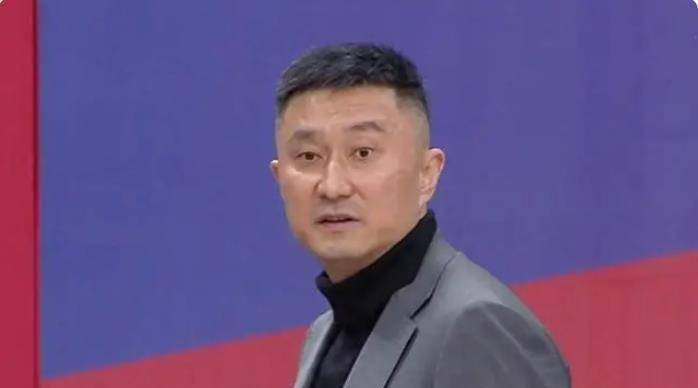 被广州逼得狼狈，广东低迷罪人揪出，攻防低迷，朱芳雨束手无措