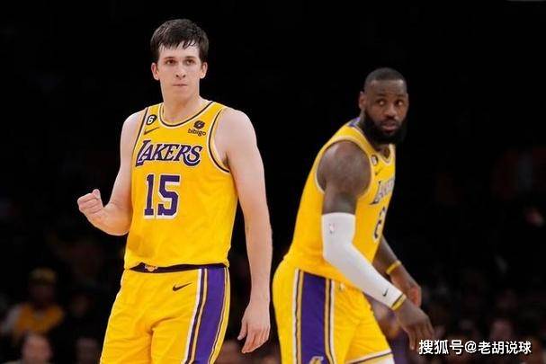 NBA深深的震撼交易方案！米切尔1换3不加盟湖人，詹姆斯再组恐怖阵容