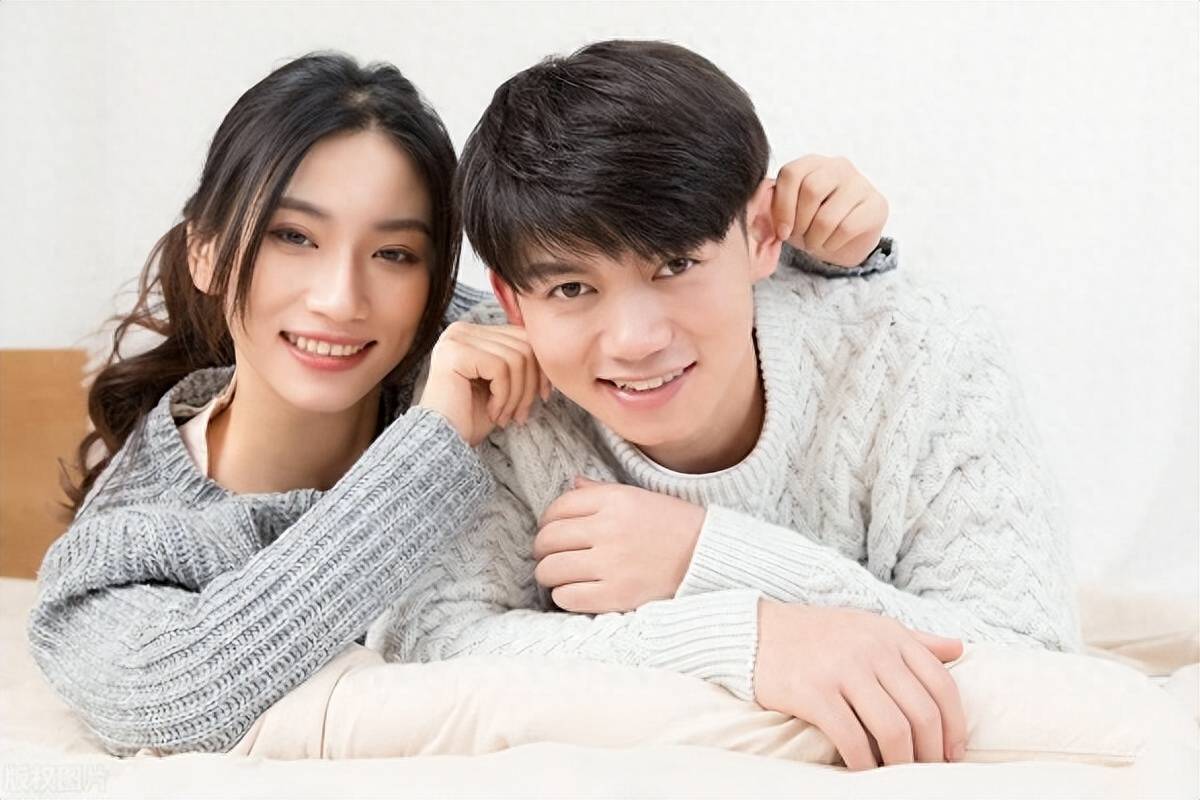 原创分手后，男人有这三个举动，并不是还爱你，只是还想睡你